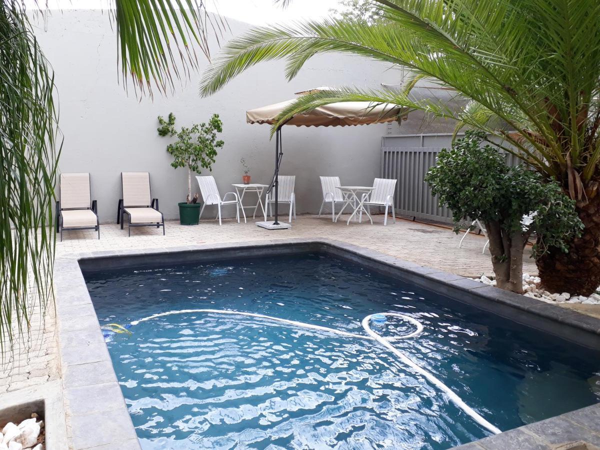Appartement Bateleur Self Catering cc à Windhoek Extérieur photo