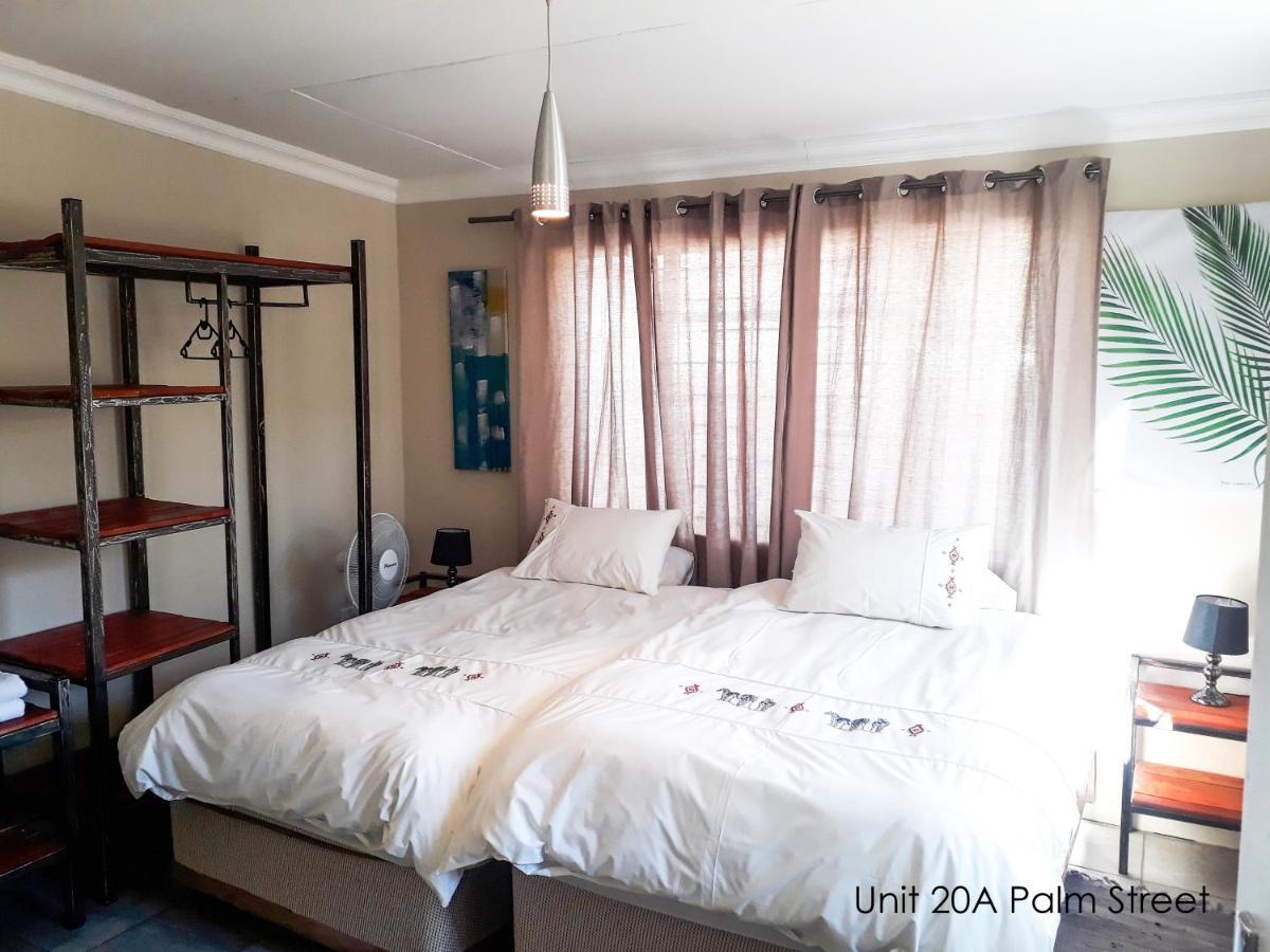 Appartement Bateleur Self Catering cc à Windhoek Extérieur photo